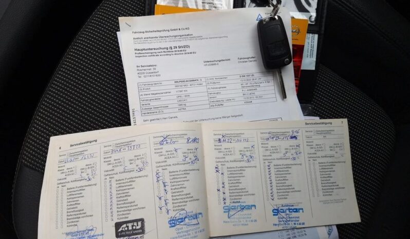 OPEL Astra | FWD (przód) | Manualna | 180 KM | Czarny full