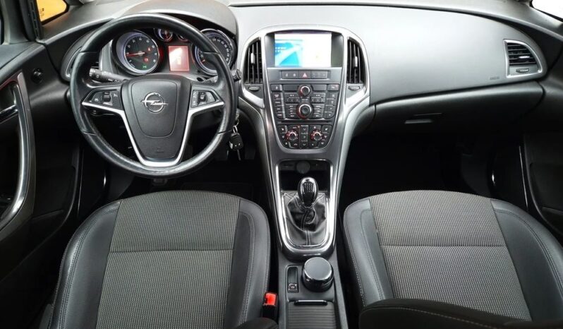 OPEL Astra | FWD (przód) | Manualna | 180 KM | Czarny full