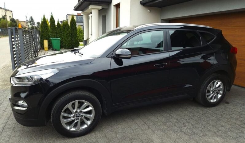 HYUNDAI Tucson  | FWD (przód) | Manualna | 132 KM | Czarny full