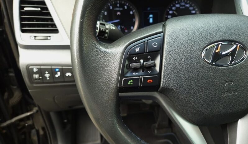 HYUNDAI Tucson  | FWD (przód) | Manualna | 132 KM | Czarny full