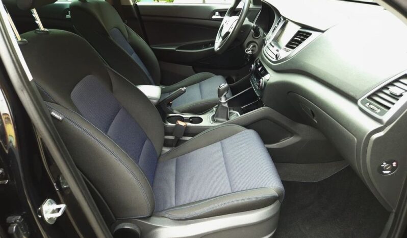 HYUNDAI Tucson  | FWD (przód) | Manualna | 132 KM | Czarny full