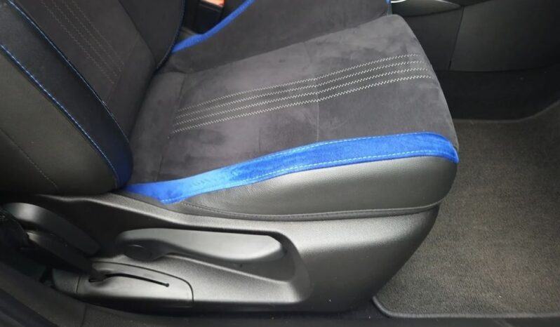 RENAULT Megane  | FWD (przód) | Automatyczna | 205 KM | Niebieski full