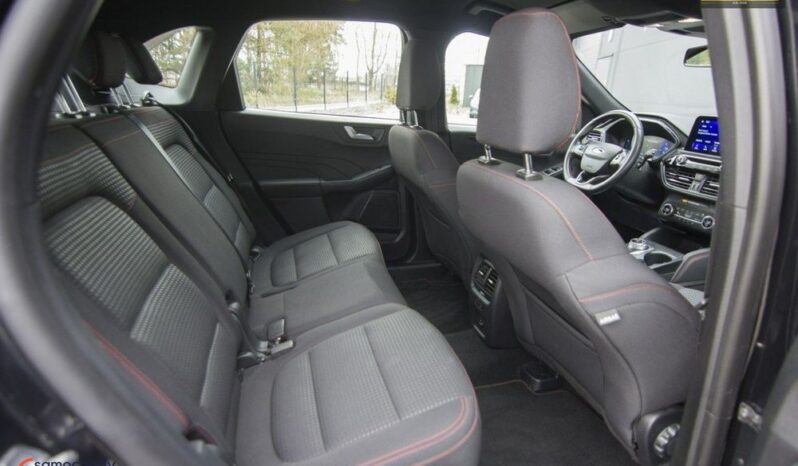FORD Kuga  | FWD (przód) | Automatyczna | 190 KM | Czarny full