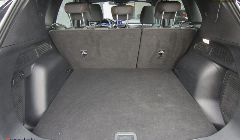 FORD Kuga  | FWD (przód) | Automatyczna | 190 KM | Czarny full