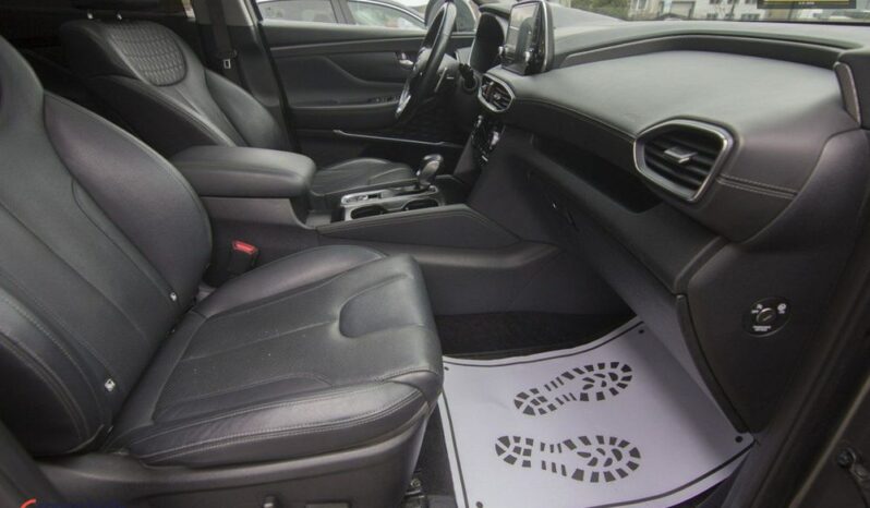 HYUNDAI Santa Fe | 4×4 (doł. automatycznie) | Automatyczna | 185 KM | Szary full