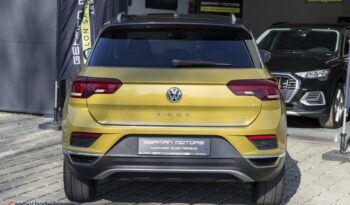 VOLKSWAGEN T-Roc  | FWD (przód) | Automatyczna | 150 KM | Złoty full