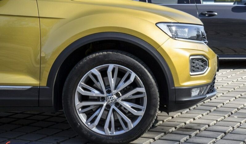 VOLKSWAGEN T-Roc  | FWD (przód) | Automatyczna | 150 KM | Złoty full