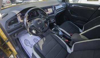 VOLKSWAGEN T-Roc  | FWD (przód) | Automatyczna | 150 KM | Złoty full