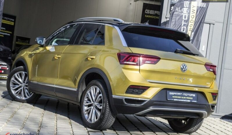 VOLKSWAGEN T-Roc  | FWD (przód) | Automatyczna | 150 KM | Złoty full