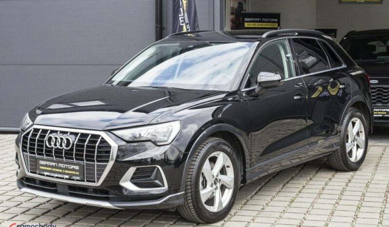 AUDI Q3  | FWD (przód) | Automatyczna | 150 KM | Czarny full