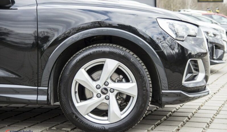 AUDI Q3  | FWD (przód) | Automatyczna | 150 KM | Czarny full