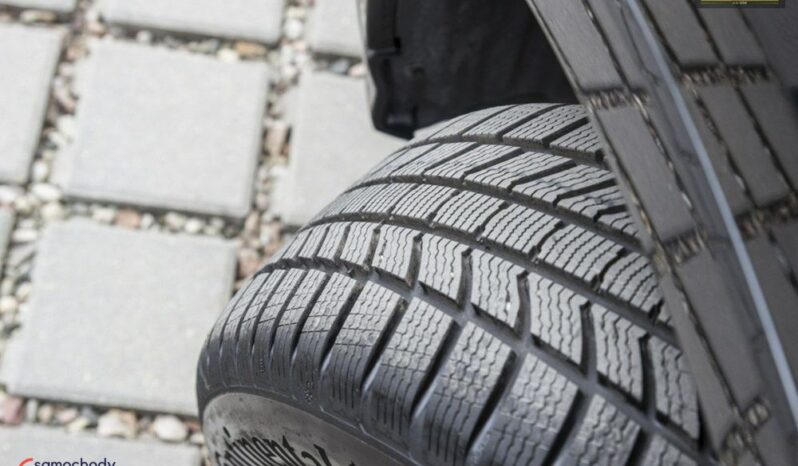 AUDI Q3  | FWD (przód) | Automatyczna | 150 KM | Czarny full