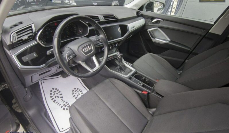AUDI Q3  | FWD (przód) | Automatyczna | 150 KM | Czarny full