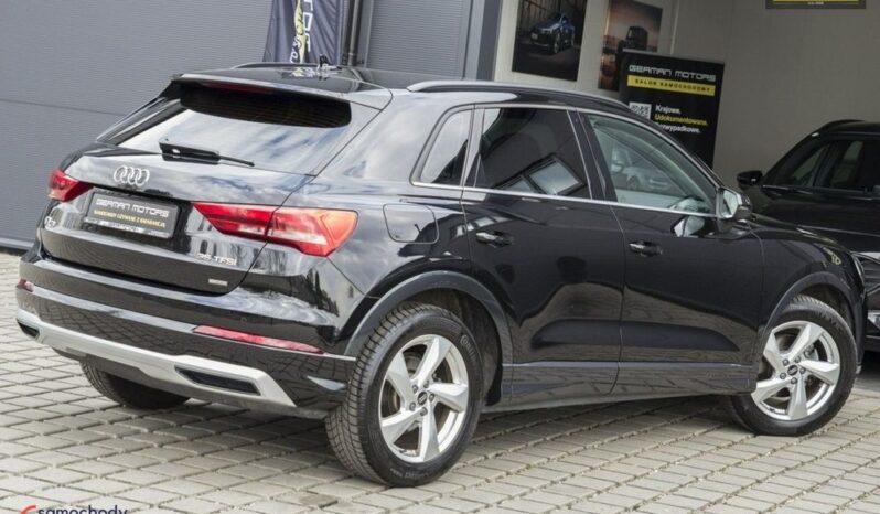 AUDI Q3  | FWD (przód) | Automatyczna | 150 KM | Czarny full