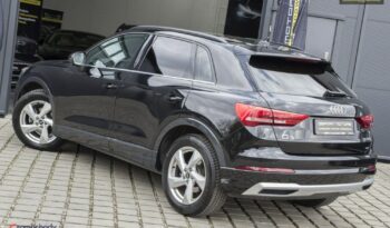 AUDI Q3  | FWD (przód) | Automatyczna | 150 KM | Czarny full