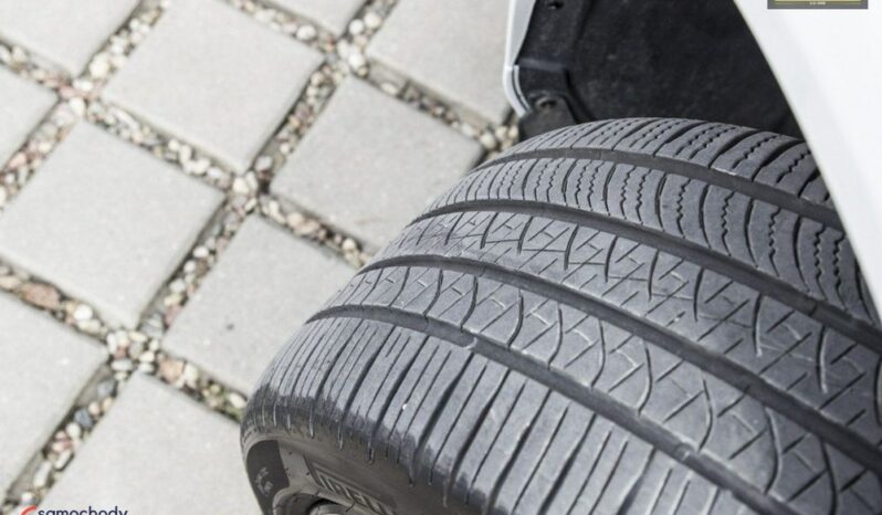 VOLVO XC 90 | 4×4 (stały) | Automatyczna | 235 KM | Biały full