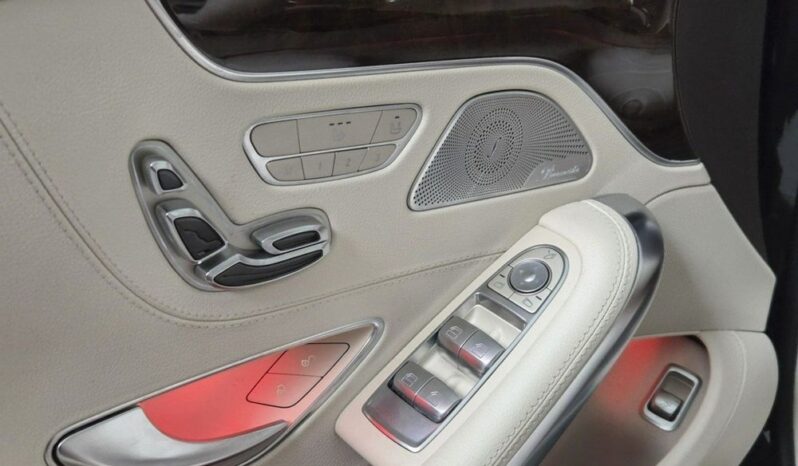 MERCEDES-BENZ Klasa S | 4×4 (stały) | Automatyczna | 367 KM | Czarny full