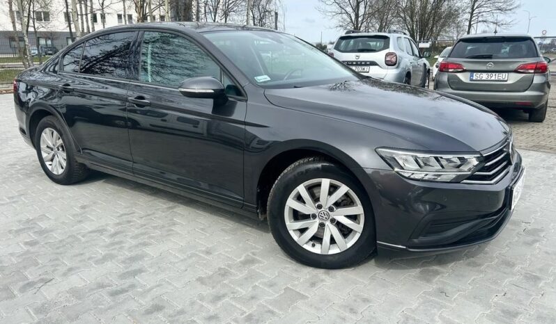 VOLKSWAGEN Passat  | FWD (przód) | Automatyczna | 150 KM | Szary full