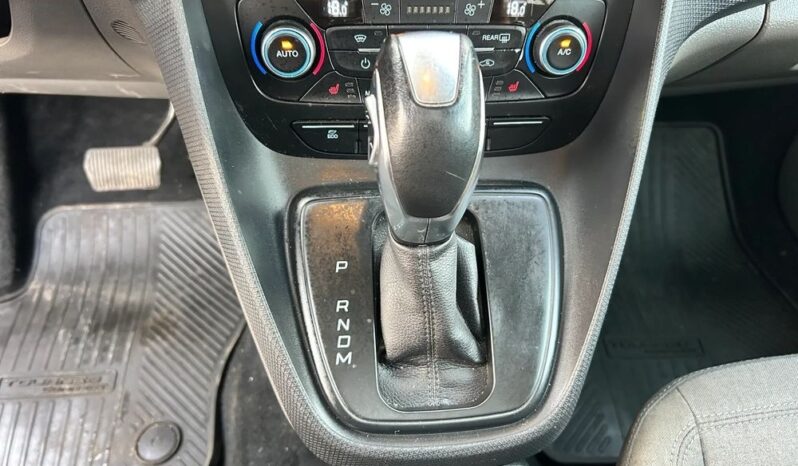 FORD Tourneo Connect  | FWD (przód) | Automatyczna | 120 KM | Czerwony full