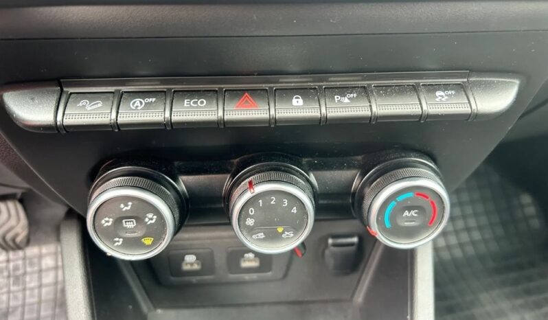 DACIA Duster  | 4×4 (doł. ręcznie) | Manualna | 115 KM | Srebrny full