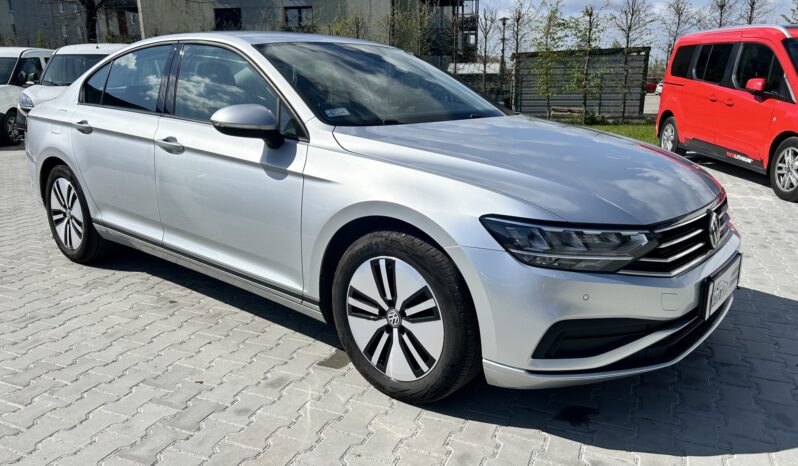 Volkswagen Passat  | Fwd (Przód) | Manualna | 150 Km | Srebrny