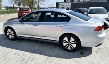 VOLKSWAGEN Passat  | FWD (przód) | Manualna | 150 KM | Srebrny full