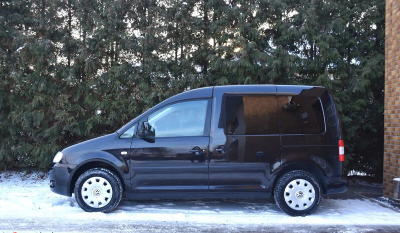 VOLKSWAGEN Caddy | FWD (przód) | Manualna | 75 KM | Czarny full