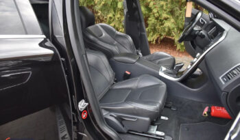 VOLVO XC 60 | FWD (przód) | Automatyczna | 150 KM | Czarny full