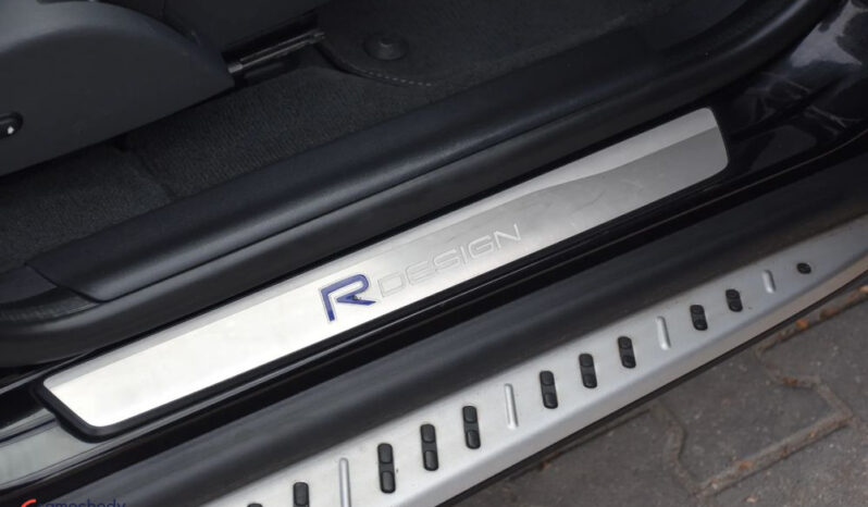 VOLVO XC 60 | FWD (przód) | Automatyczna | 150 KM | Czarny full