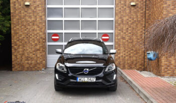 VOLVO XC 60 | FWD (przód) | Automatyczna | 150 KM | Czarny full