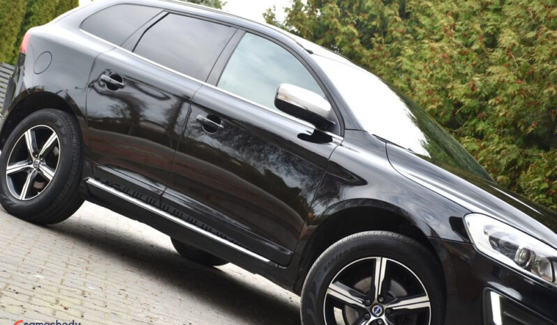 VOLVO XC 60 | FWD (przód) | Automatyczna | 150 KM | Czarny full