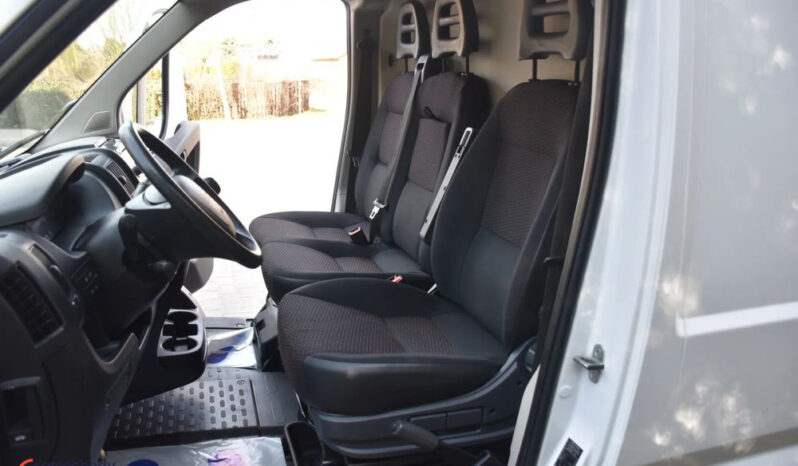 PEUGEOT Boxer | FWD (przód) | Manualna | 110 KM | Biały full