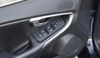 VOLVO V40  | FWD (przód) | Manualna | 120 KM | Czarny full