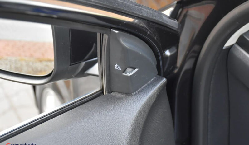 VOLVO V40  | FWD (przód) | Manualna | 120 KM | Czarny full