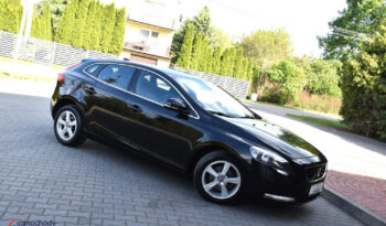 VOLVO V40  | FWD (przód) | Manualna | 120 KM | Czarny full