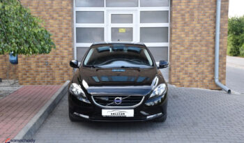 VOLVO V40  | FWD (przód) | Manualna | 120 KM | Czarny full