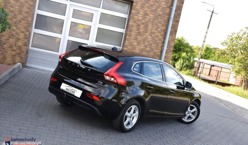 VOLVO V40  | FWD (przód) | Manualna | 120 KM | Czarny full