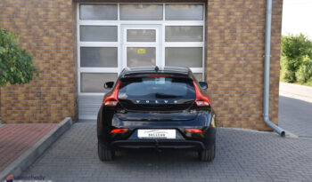 VOLVO V40  | FWD (przód) | Manualna | 120 KM | Czarny full
