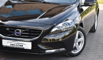 VOLVO V40  | FWD (przód) | Manualna | 120 KM | Czarny full