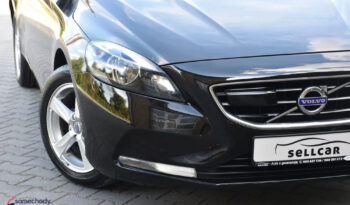 VOLVO V40  | FWD (przód) | Manualna | 120 KM | Czarny full