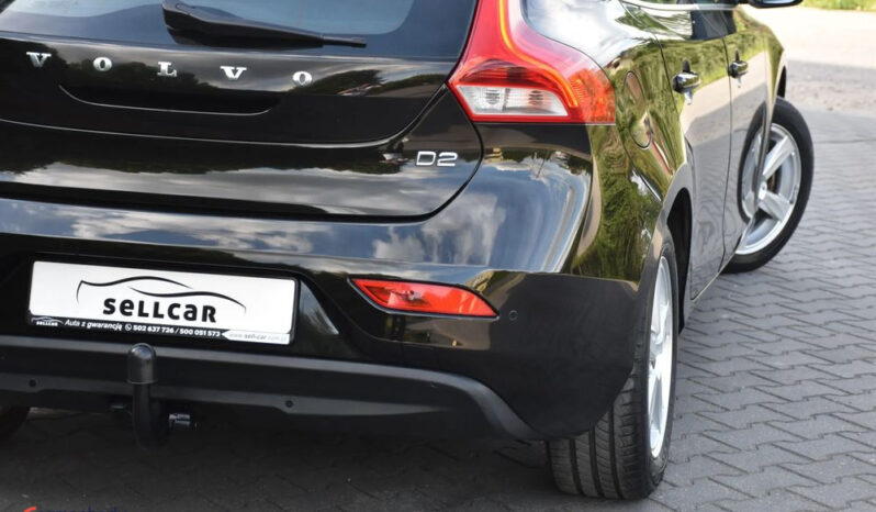 VOLVO V40  | FWD (przód) | Manualna | 120 KM | Czarny full