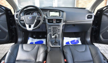 VOLVO V40  | FWD (przód) | Manualna | 120 KM | Czarny full