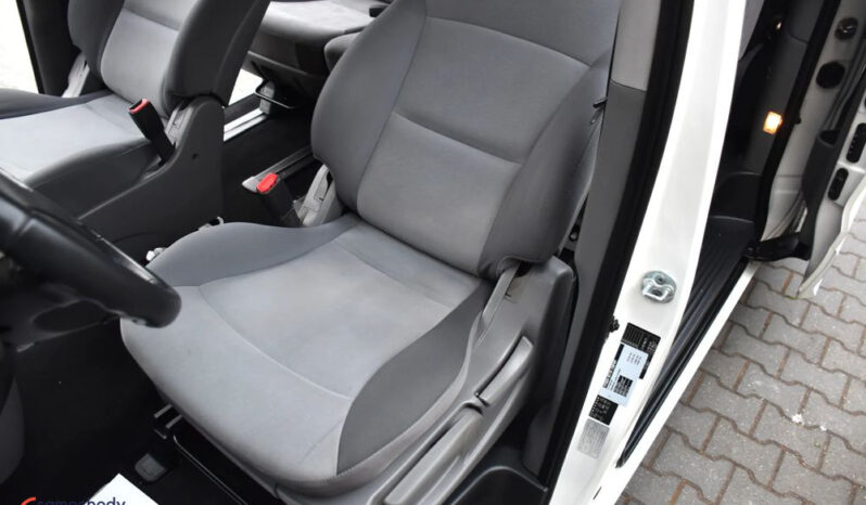 HYUNDAI H-1  | RWD (tył) | Manualna | 170 KM | Biały full