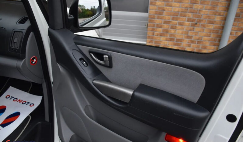 HYUNDAI H-1  | RWD (tył) | Manualna | 170 KM | Biały full