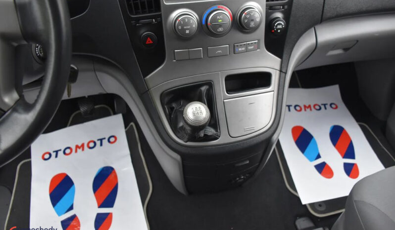 HYUNDAI H-1  | RWD (tył) | Manualna | 170 KM | Biały full