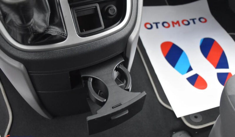 HYUNDAI H-1  | RWD (tył) | Manualna | 170 KM | Biały full