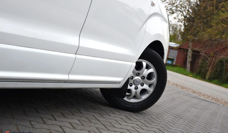 HYUNDAI H-1  | RWD (tył) | Manualna | 170 KM | Biały full