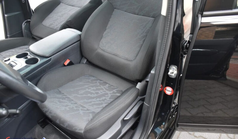 PEUGEOT 3008  | FWD (przód) | Automatyczna | 156 KM | Czarny full