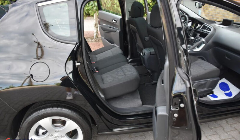 PEUGEOT 3008  | FWD (przód) | Automatyczna | 156 KM | Czarny full