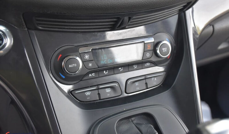 FORD Kuga  | 4×4 (doł. automatycznie) | Automatyczna | 136 KM | Szary full